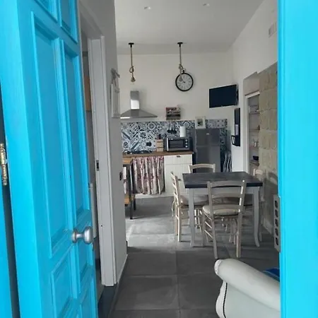 아파트 Baia House 69 *